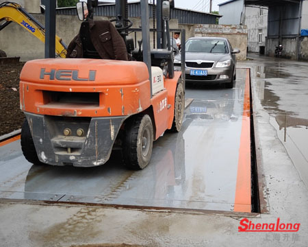 杭州機(jī)電設(shè)備工廠14米地磅客戶案例